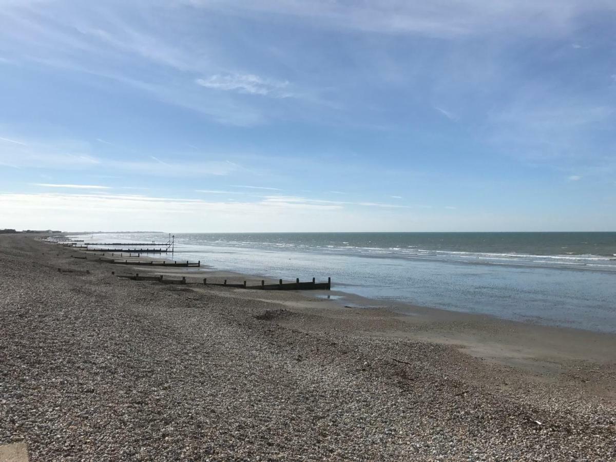 Wittering Holiday Home East Wittering Exteriör bild